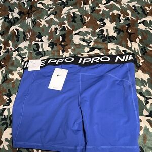 Women Nike pro shorts